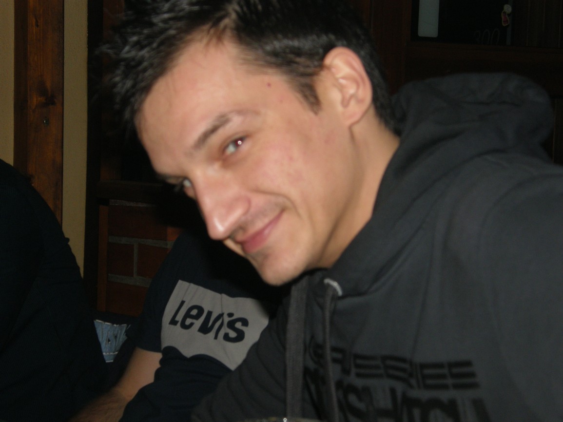 PC181296